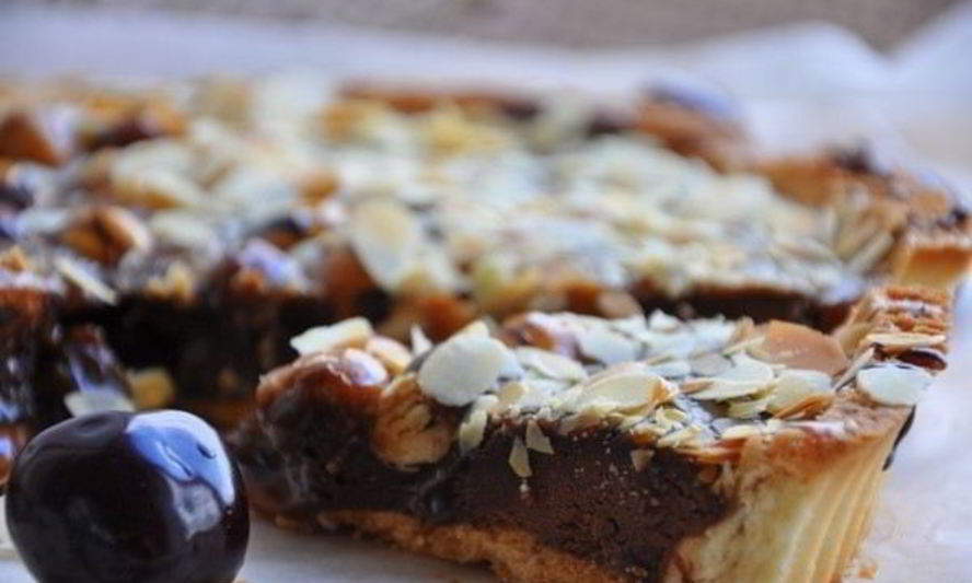 Рецепт тарта брауни с фундуком и карамелью