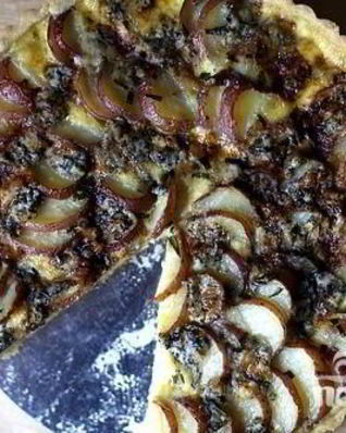 Тарт с картофелем и голубым сыром