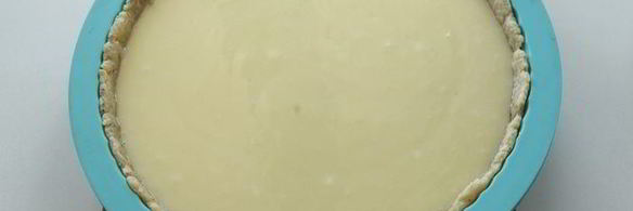 тарт с рикоттой и клубникой