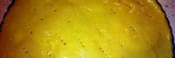 тарт с томатами и карамельным луком