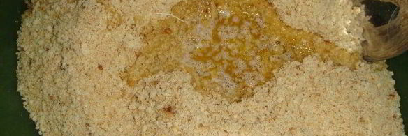 тарт с творогом, джемом и меренгой