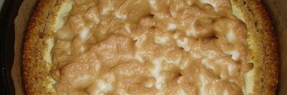 тарт с творогом, джемом и меренгой