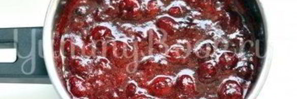 тарт с вишней и меренгой