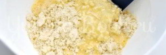 тарт с вишней и меренгой