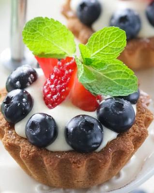 Тартинки с заварным сливочным кремом