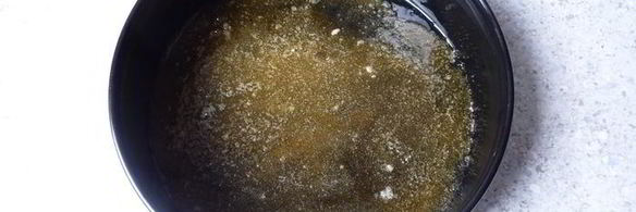 яблочный тарт татен с орешками и изюмом