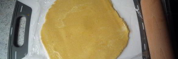 яблочный тарт татен с орешками и изюмом