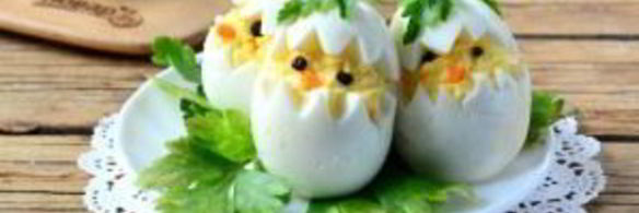 вареные яйца на пасху цыплята