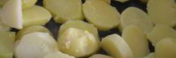 картофель с шампиньонами и яичницей-глазуньей