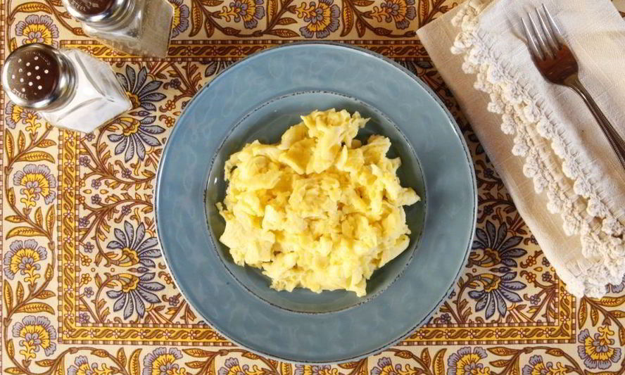 Рецепт простой яичницы болтунья