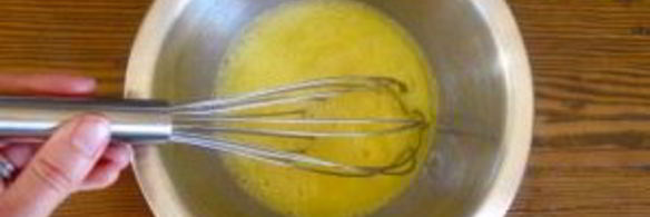 простая яичница болтунья