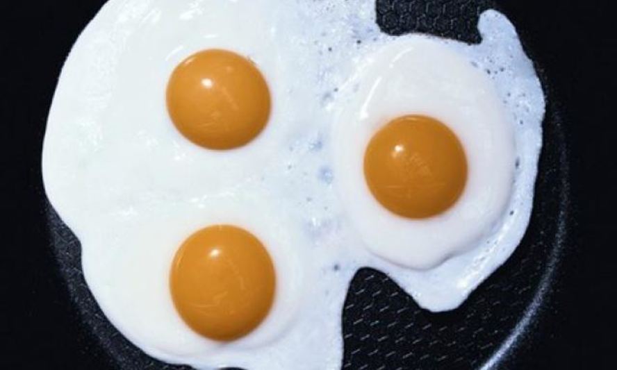 Рецепт яичницы глазунья