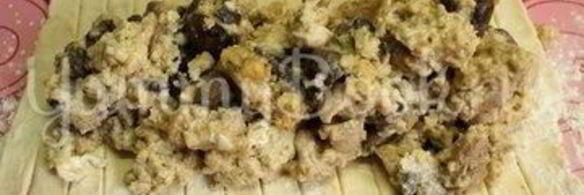 яичница с филе и грибами в слоеном тесте