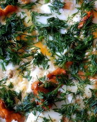 Яичница с лисичками