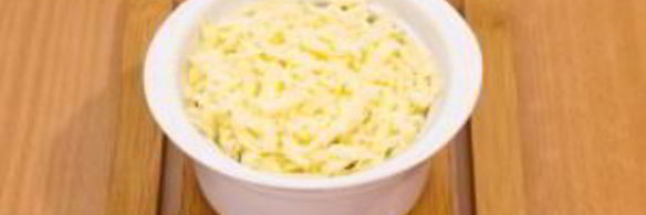 яичница с помидорами и моцареллой