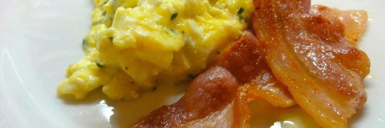 Яичница с салом