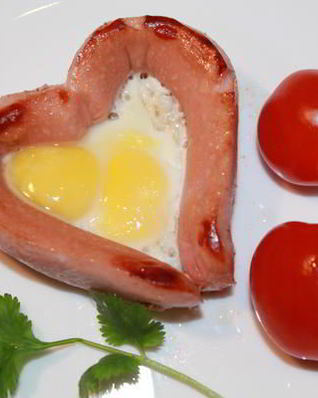 Яичница с сосиской Breakfast for you