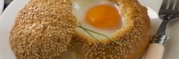 яичница в булочке