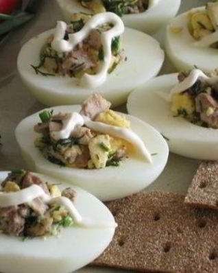 Яйца с печенью трески