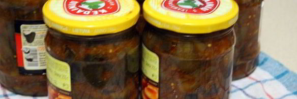 закуска из лесных грибов с баклажанами