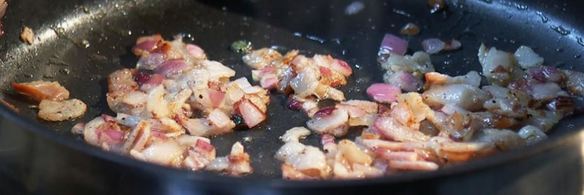 закуска из шпината, сыра и бекона