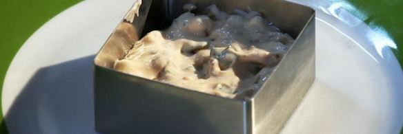 закуска из шпината, сыра и бекона