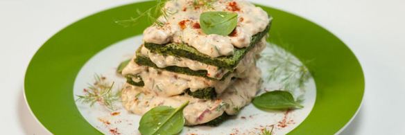 закуска из шпината, сыра и бекона