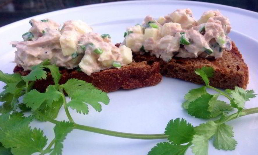 Рецепт закуски из тунца и яблока