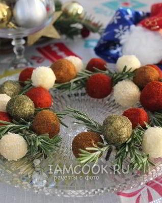 Закуска Новогодний венок из сыра