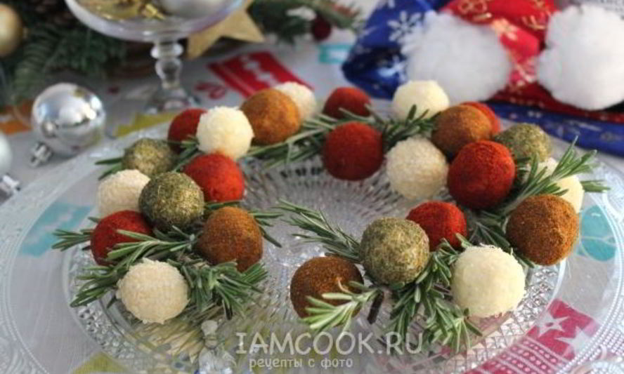 Рецепт закуски новогодний венок из сыра