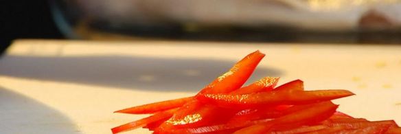 дорада, фаршированная жюльеном из овощей