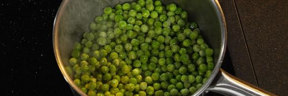 дорада, фаршированная жюльеном из овощей