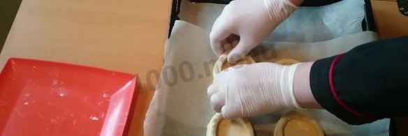 куриный жульен в слоеном тесте в воловане