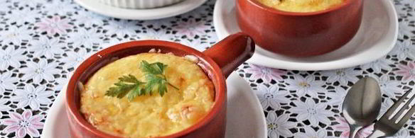 жульен с курицей и грибами в горшочках