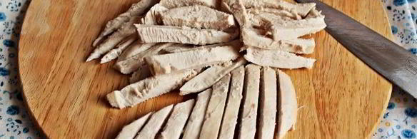 жульен с курицей и грибами в горшочках