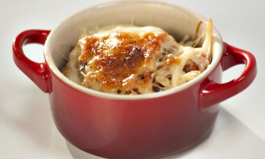 Рецепт жюльена с беконом и грибами